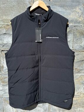 NEW Travis Mathew Cold Bay Vest Mens Large Black Full Zip Performance Golf Logo